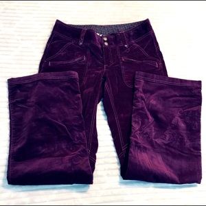Athleta Plum Purple Cargo Velvetine Pants size 8